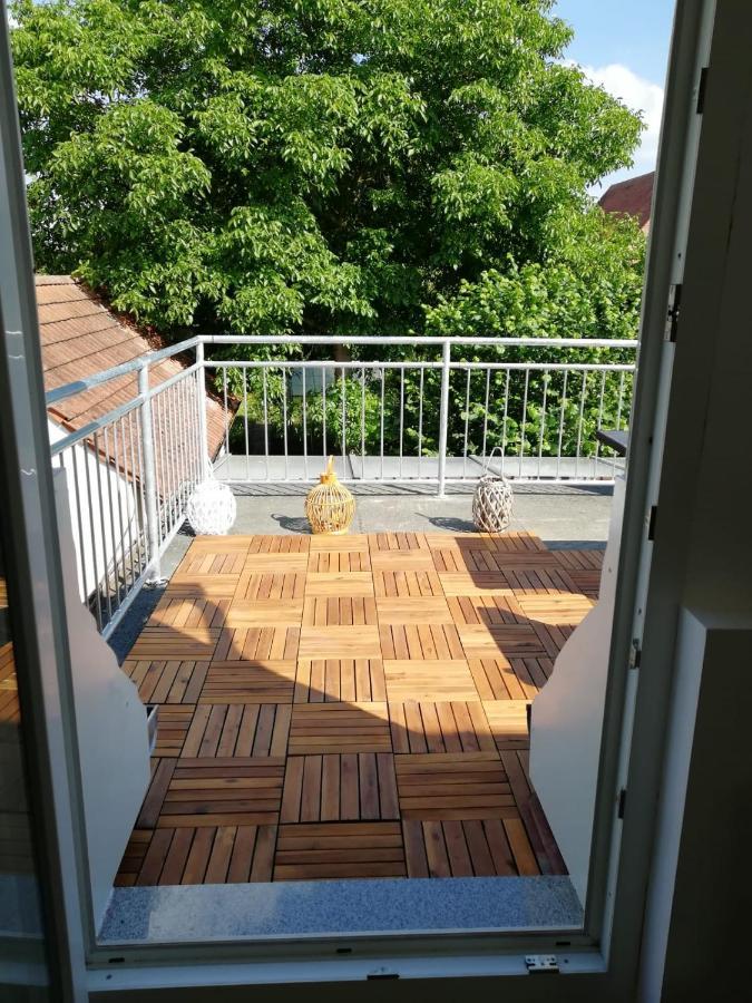 Frisch Renoviert Mit Dachterrasse - Geniesse Ruhe Und Grun Nahe Neustadt Aisch 诺伊施塔特·安德尔埃斯克 外观 照片