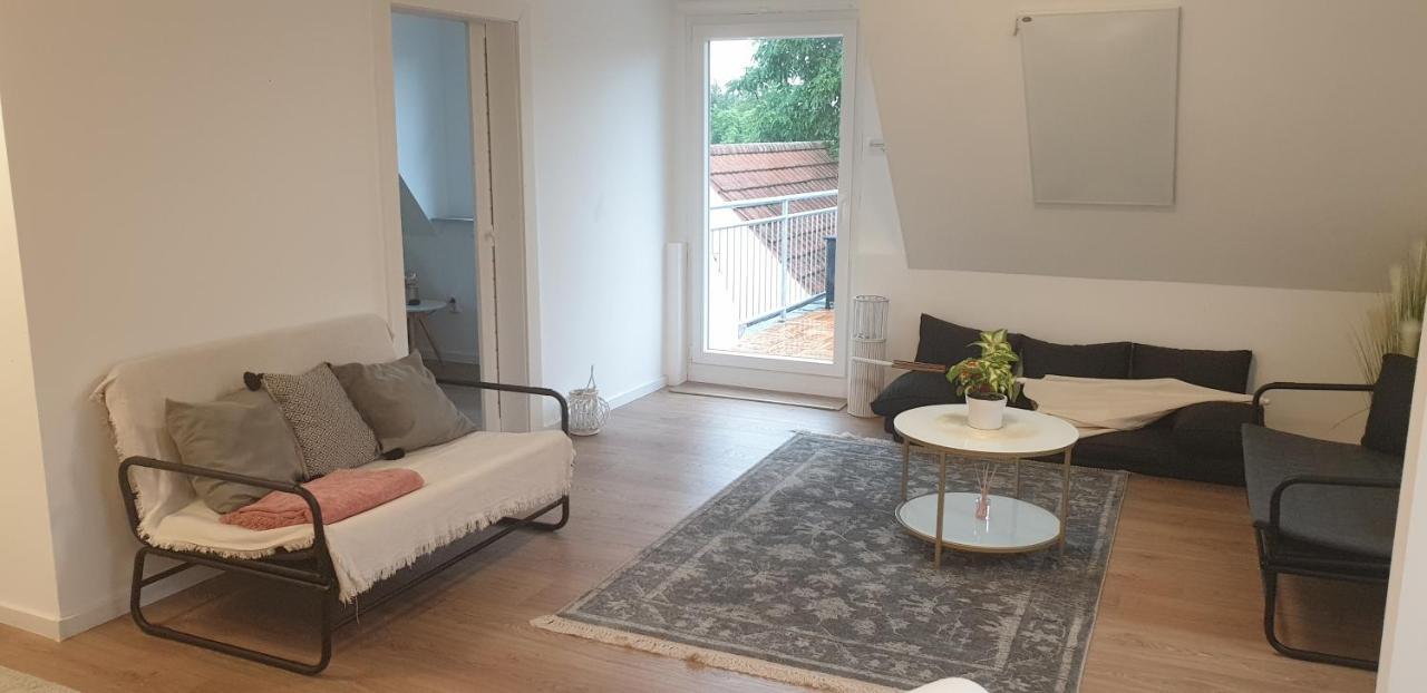 Frisch Renoviert Mit Dachterrasse - Geniesse Ruhe Und Grun Nahe Neustadt Aisch 诺伊施塔特·安德尔埃斯克 外观 照片